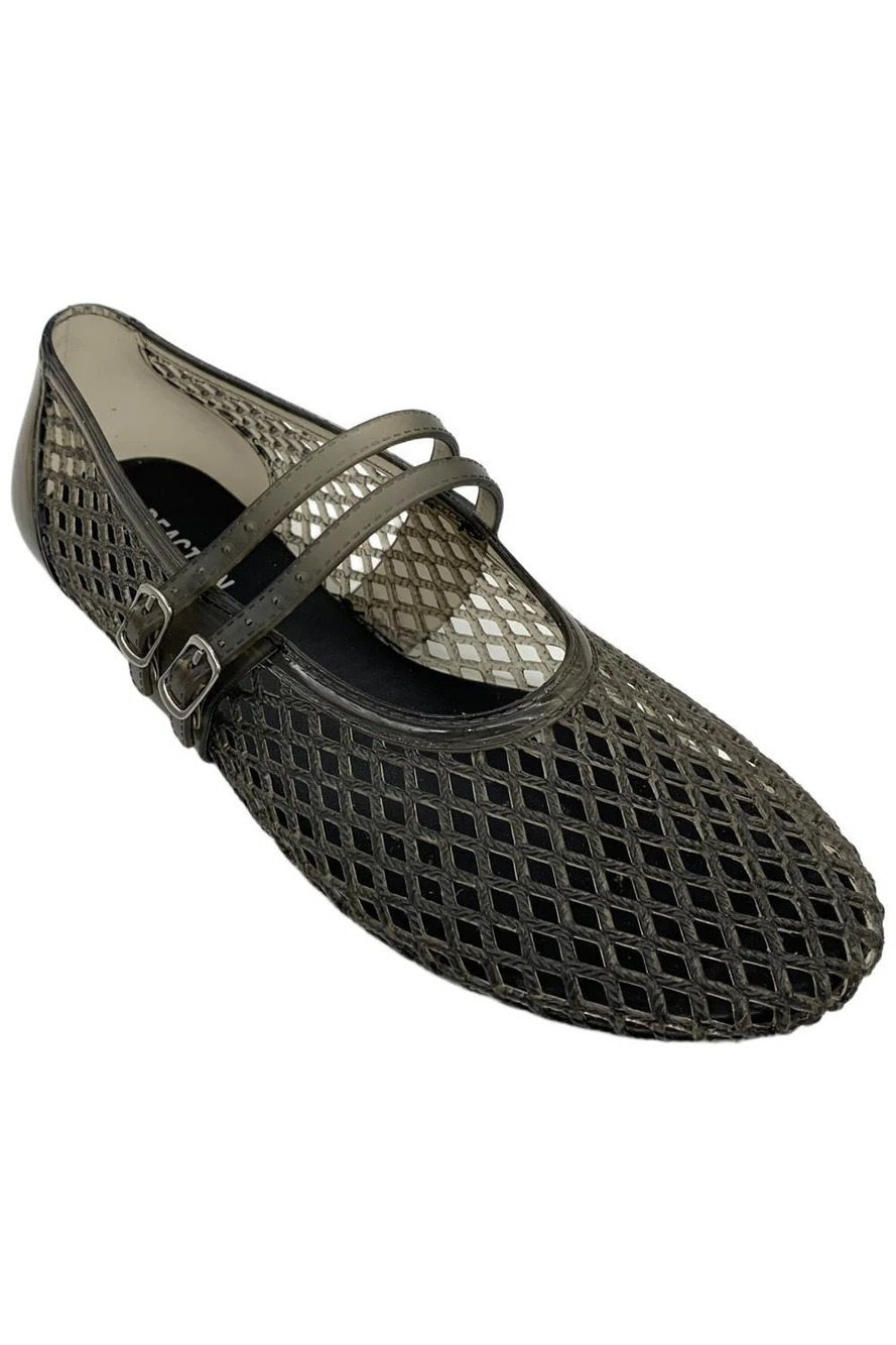 Kenneth Cole Women's Malibu Jelly Flats Smoke - Medium